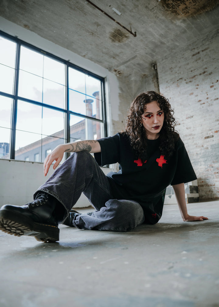 Caiman Tee