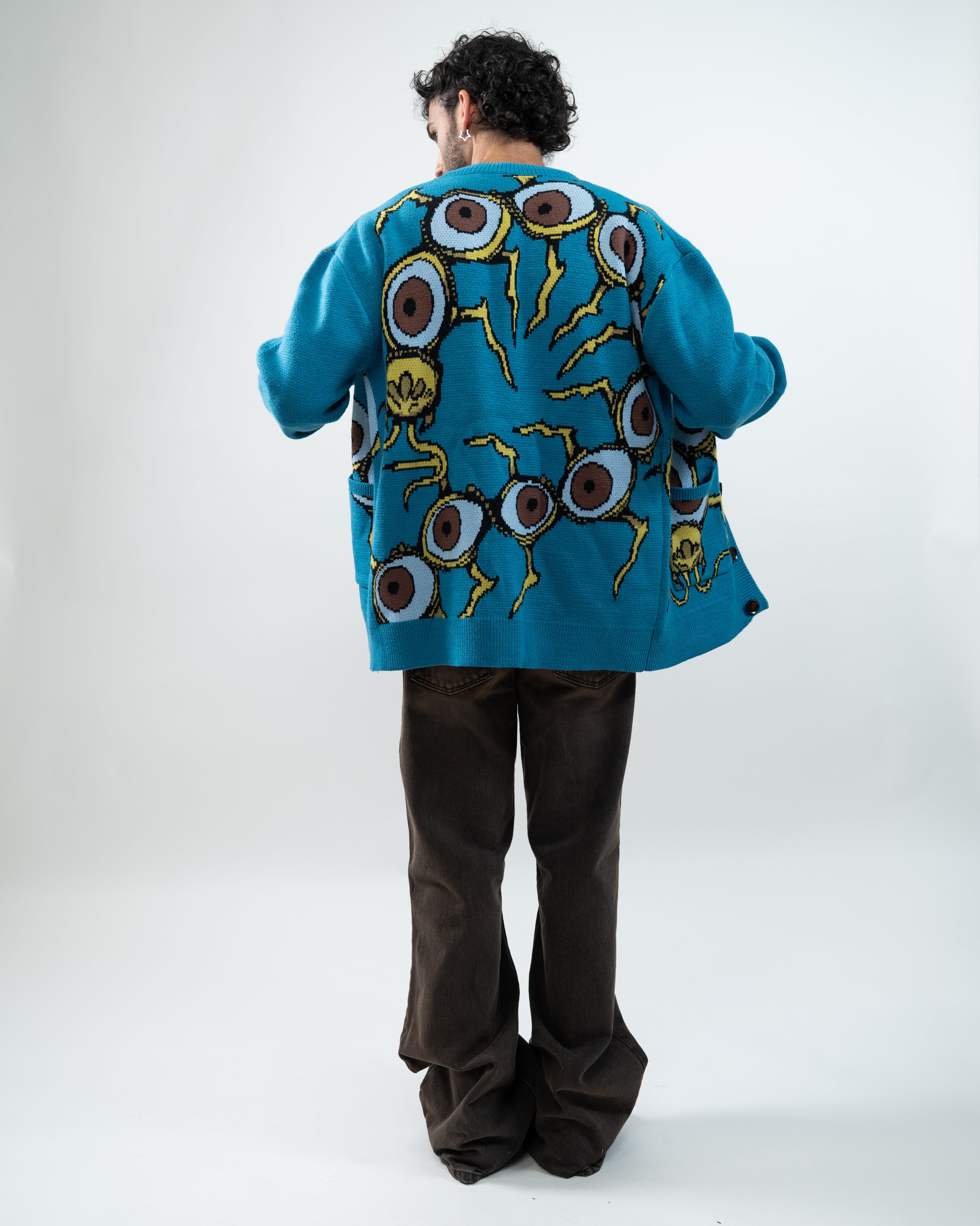 Centeyepede Cardigan – Steady Hands