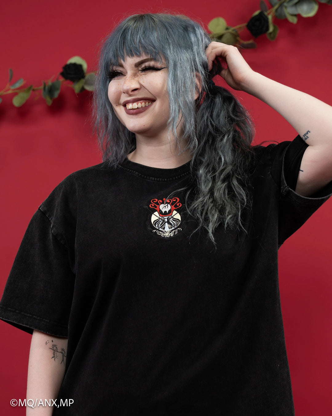 Homulilly Tee