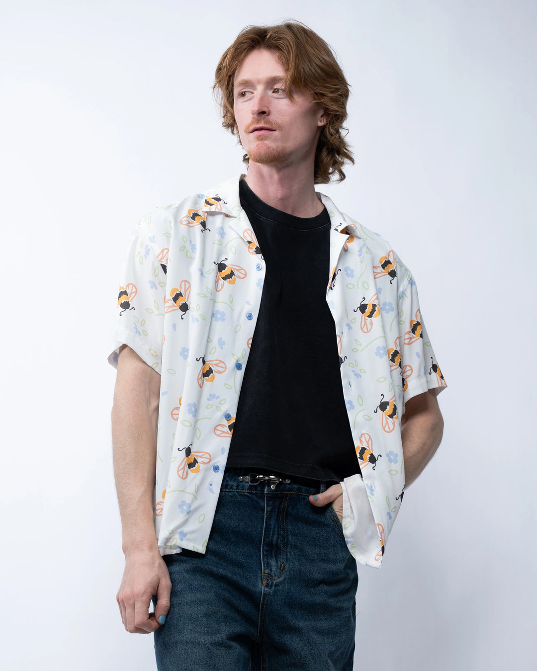 Buzzin' Around Button Up