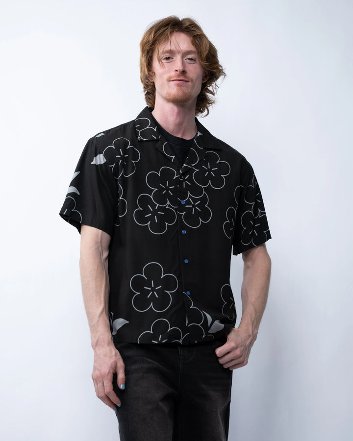 Centipede Button Up