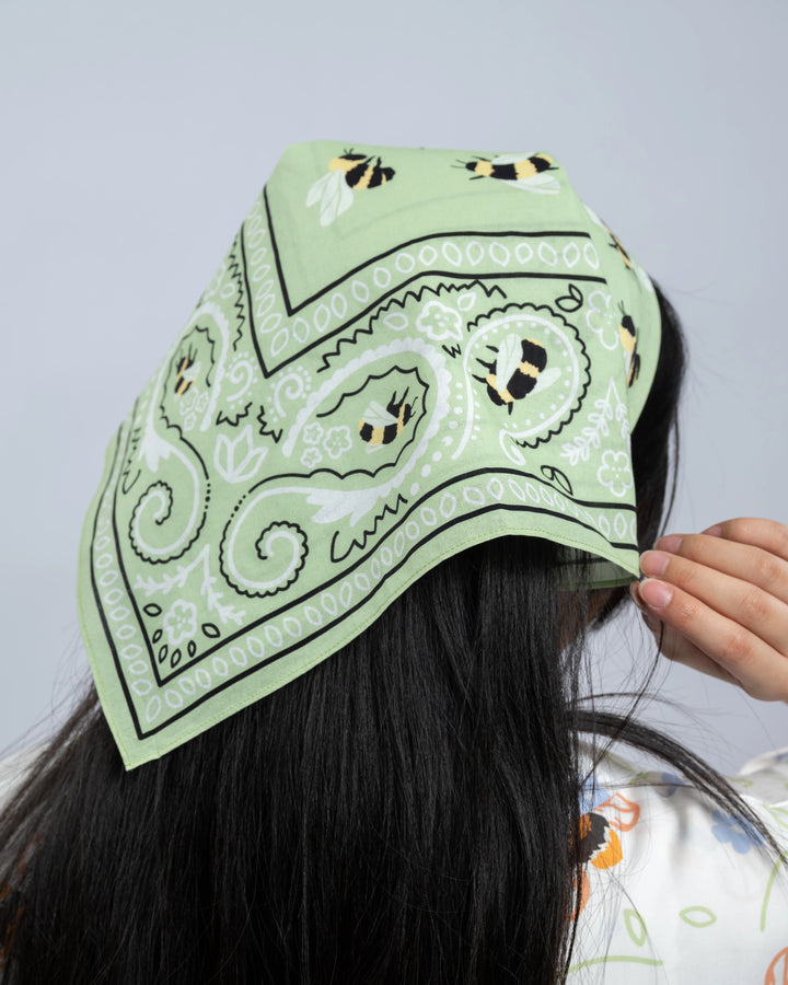 Buzzin' Around Bandana