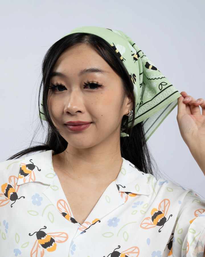 Buzzin' Around Bandana