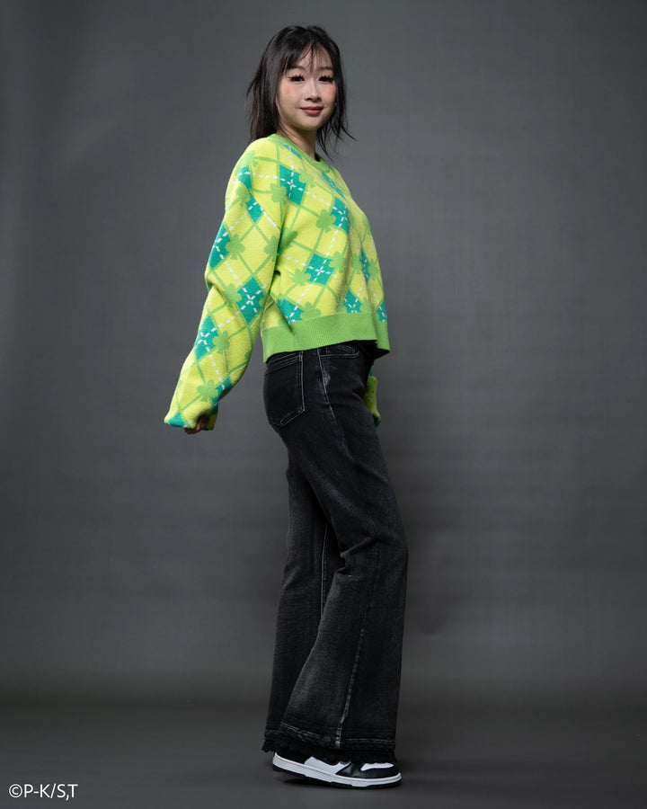 Amu Clover Cropped Sweater