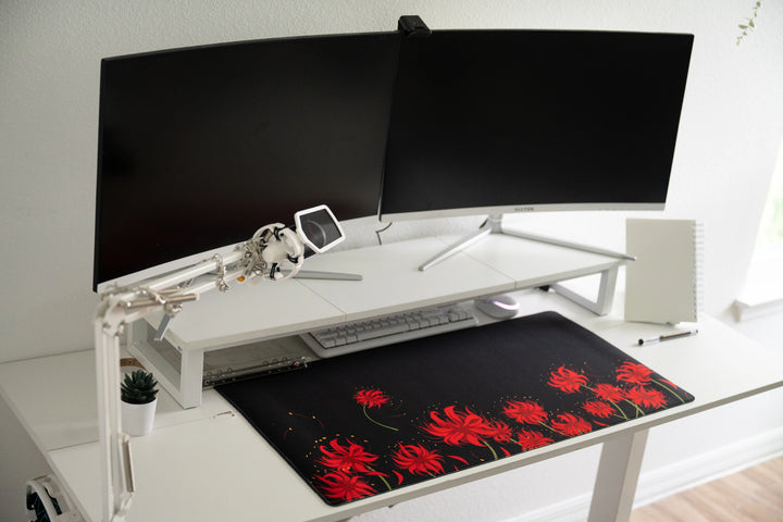 Spider Lily Desk Mat