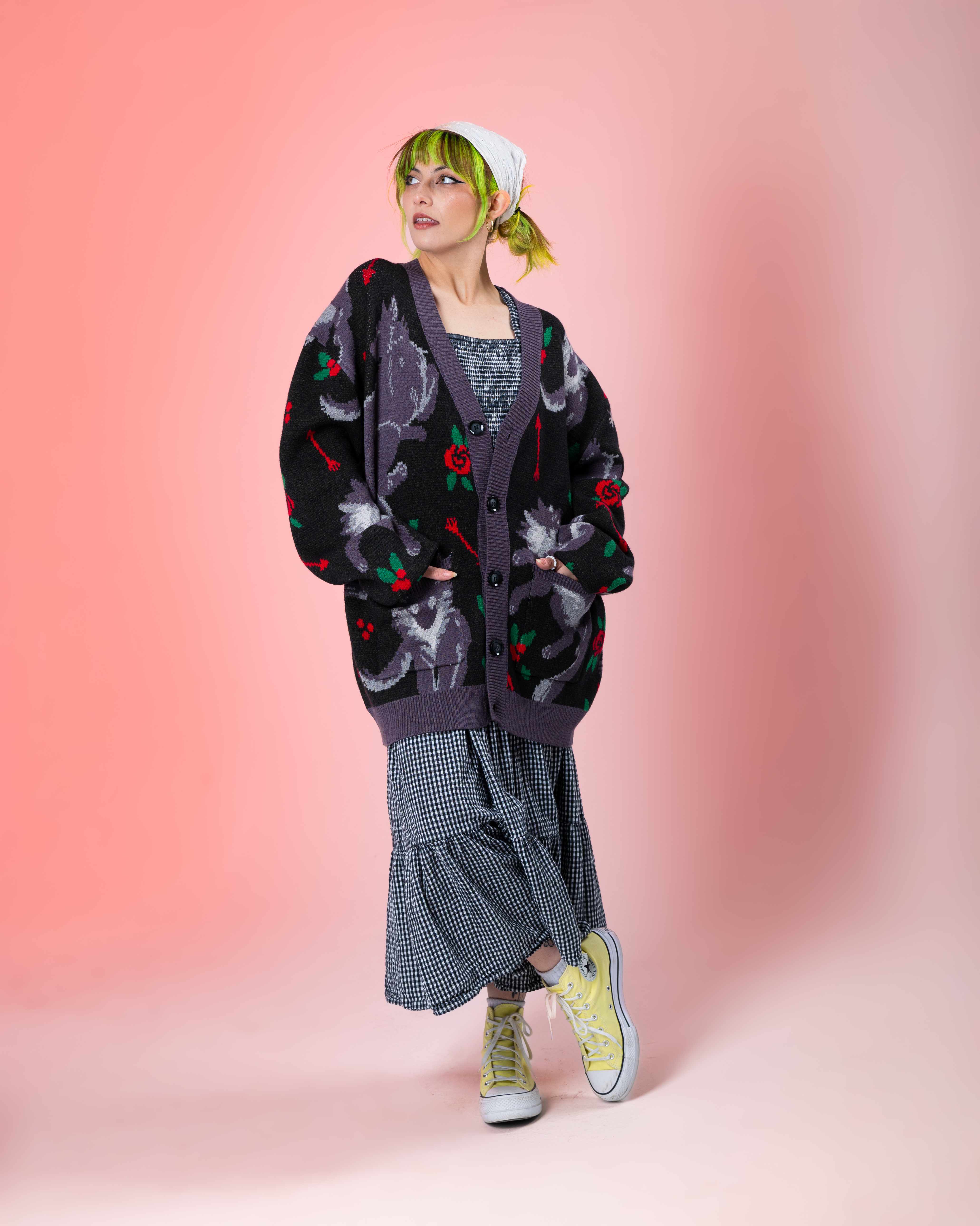 Howlin' Around Cardigan – Steady Hands
