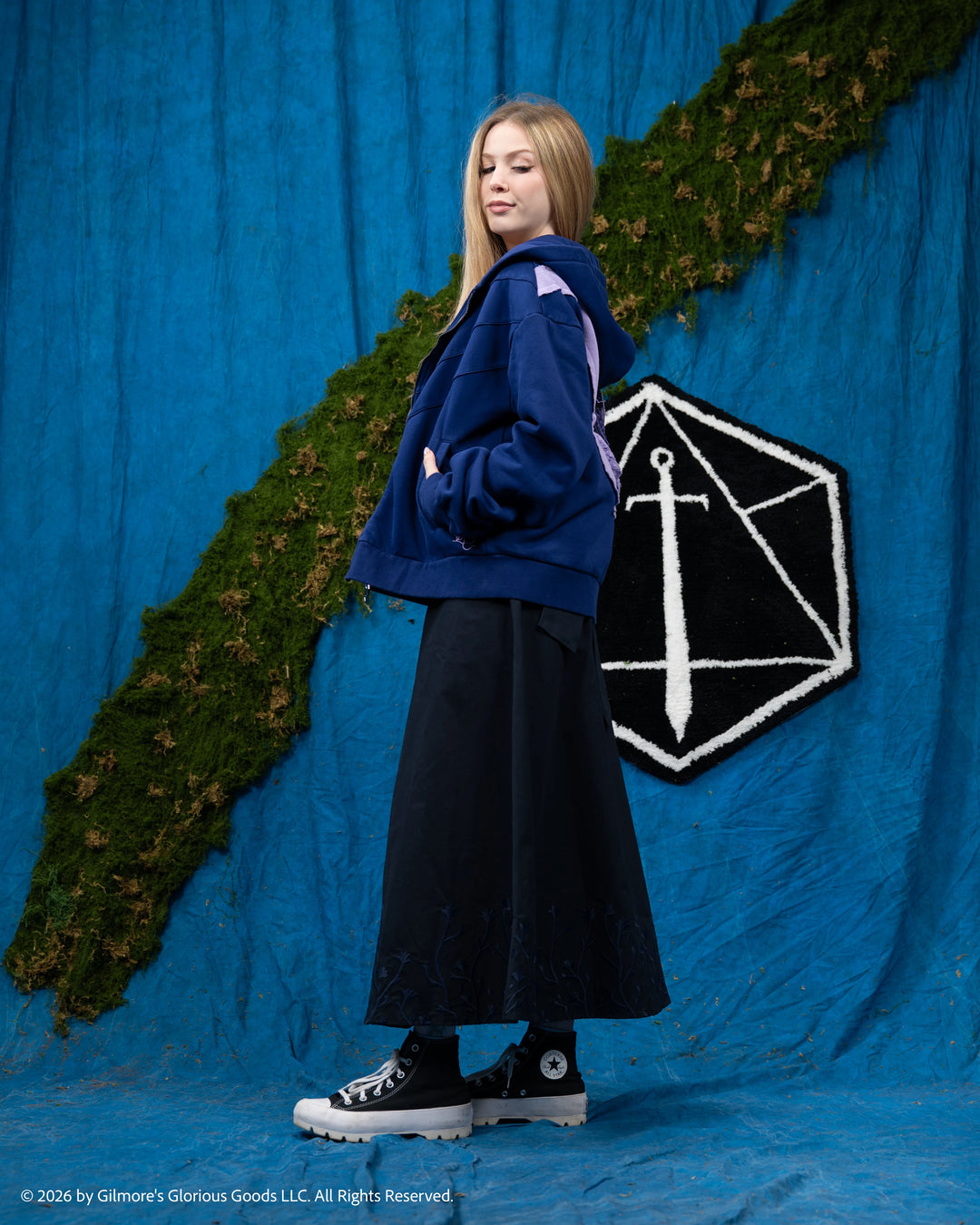 Essek Hoodie