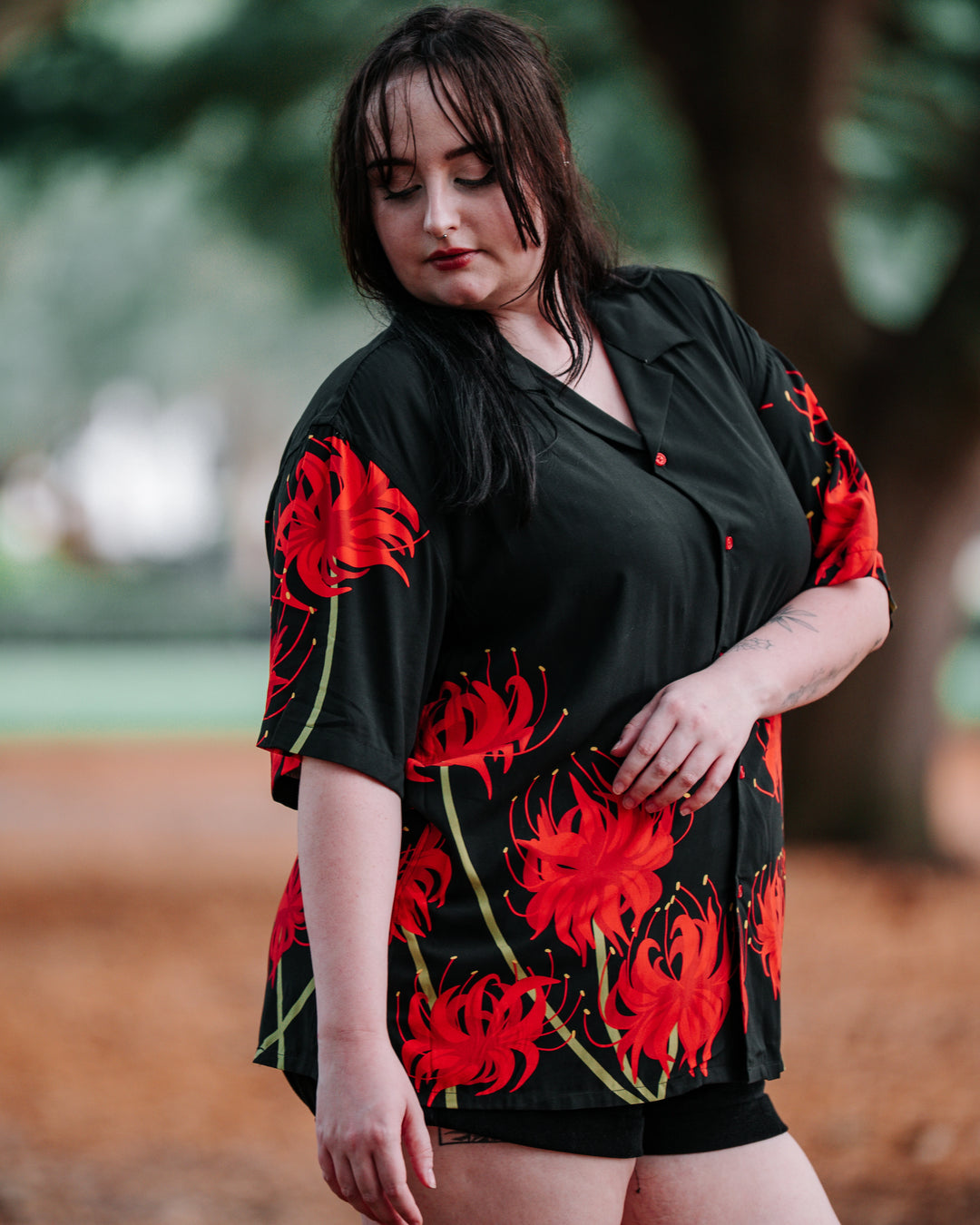 Spider Lily Button Up