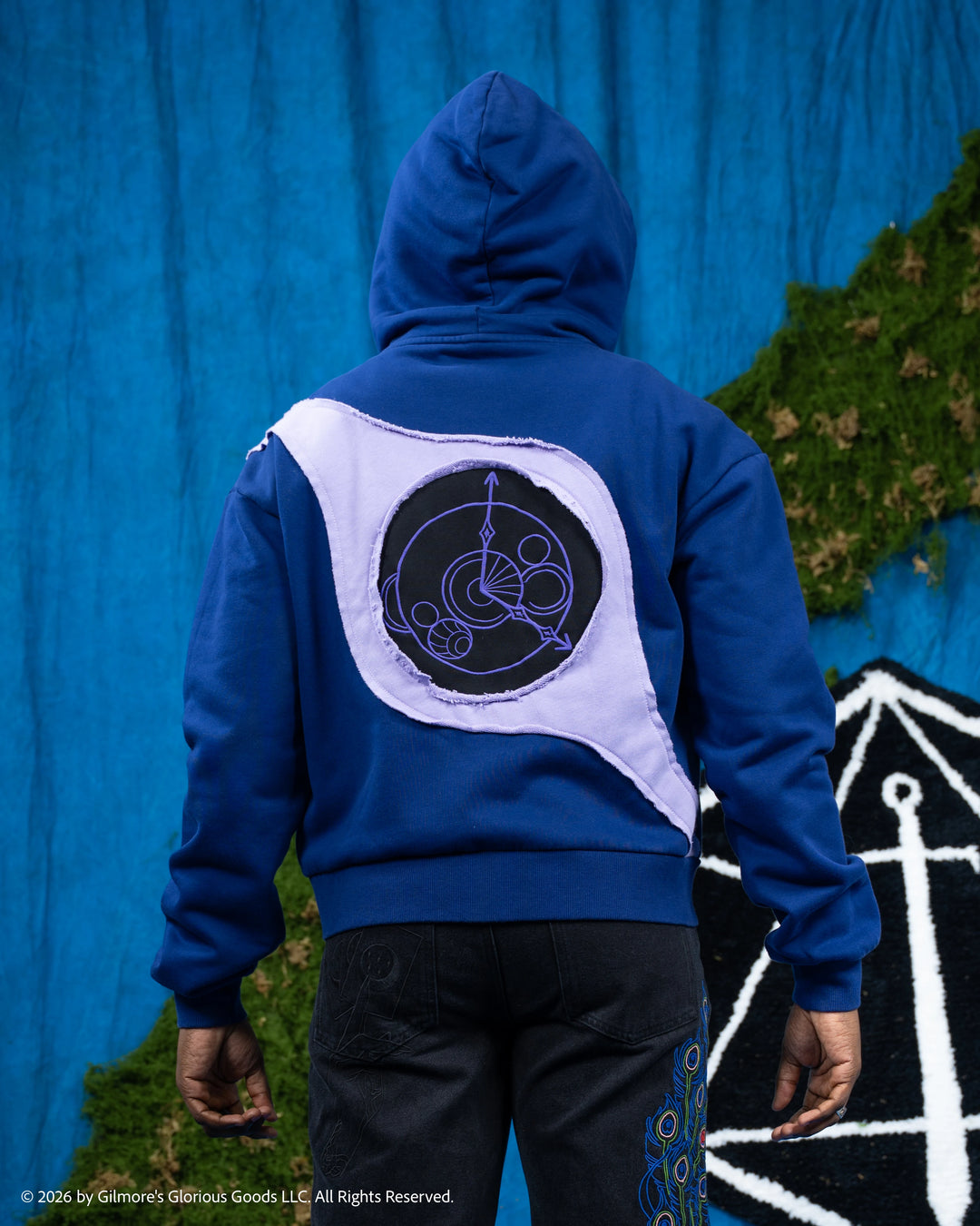 Essek Hoodie