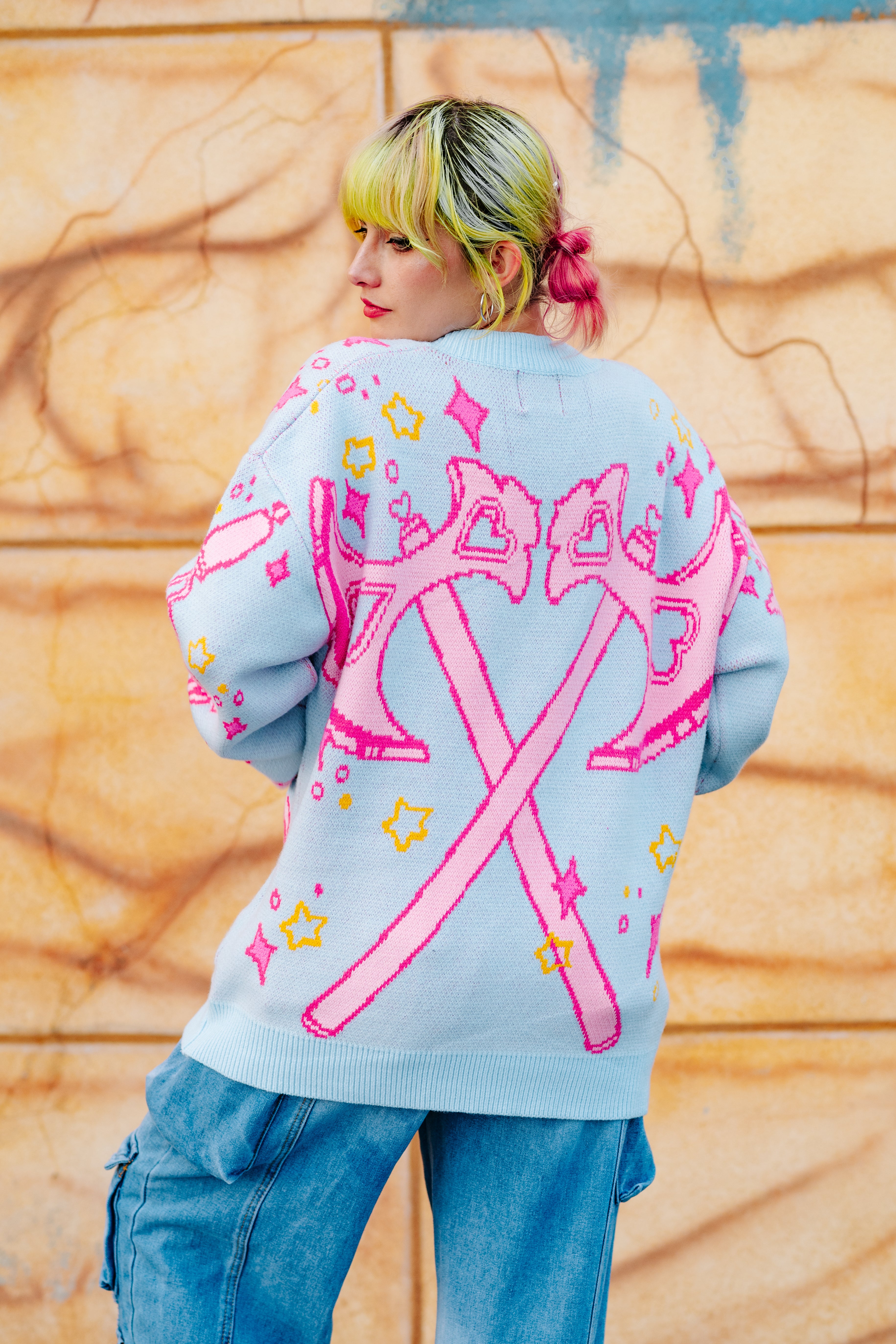 Magical Weapon Cardigan – Steady Hands