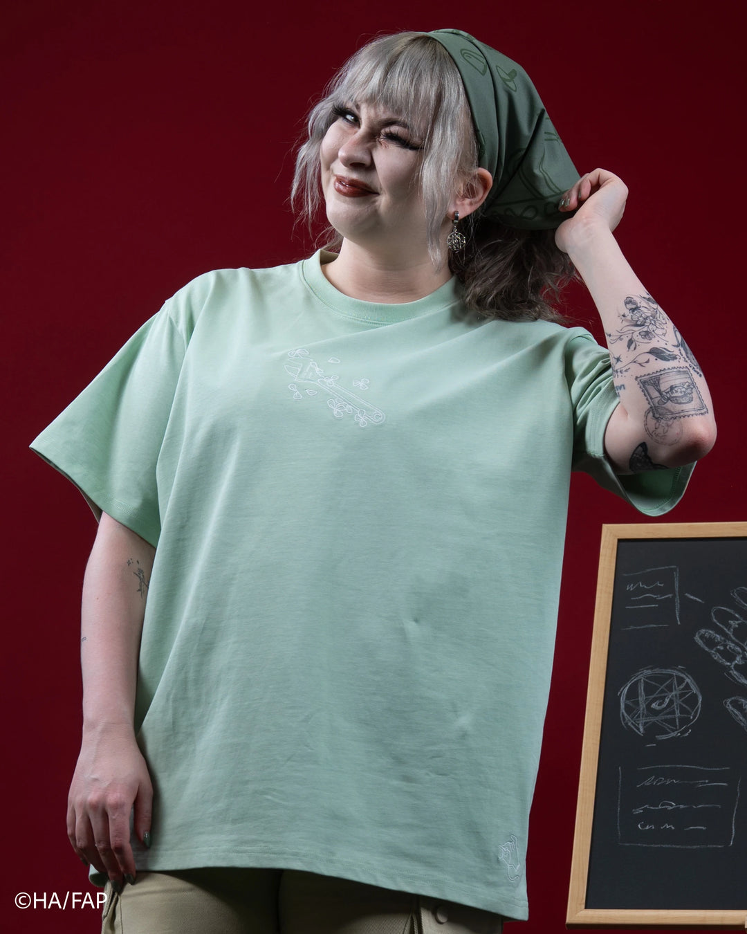 Winry Tee