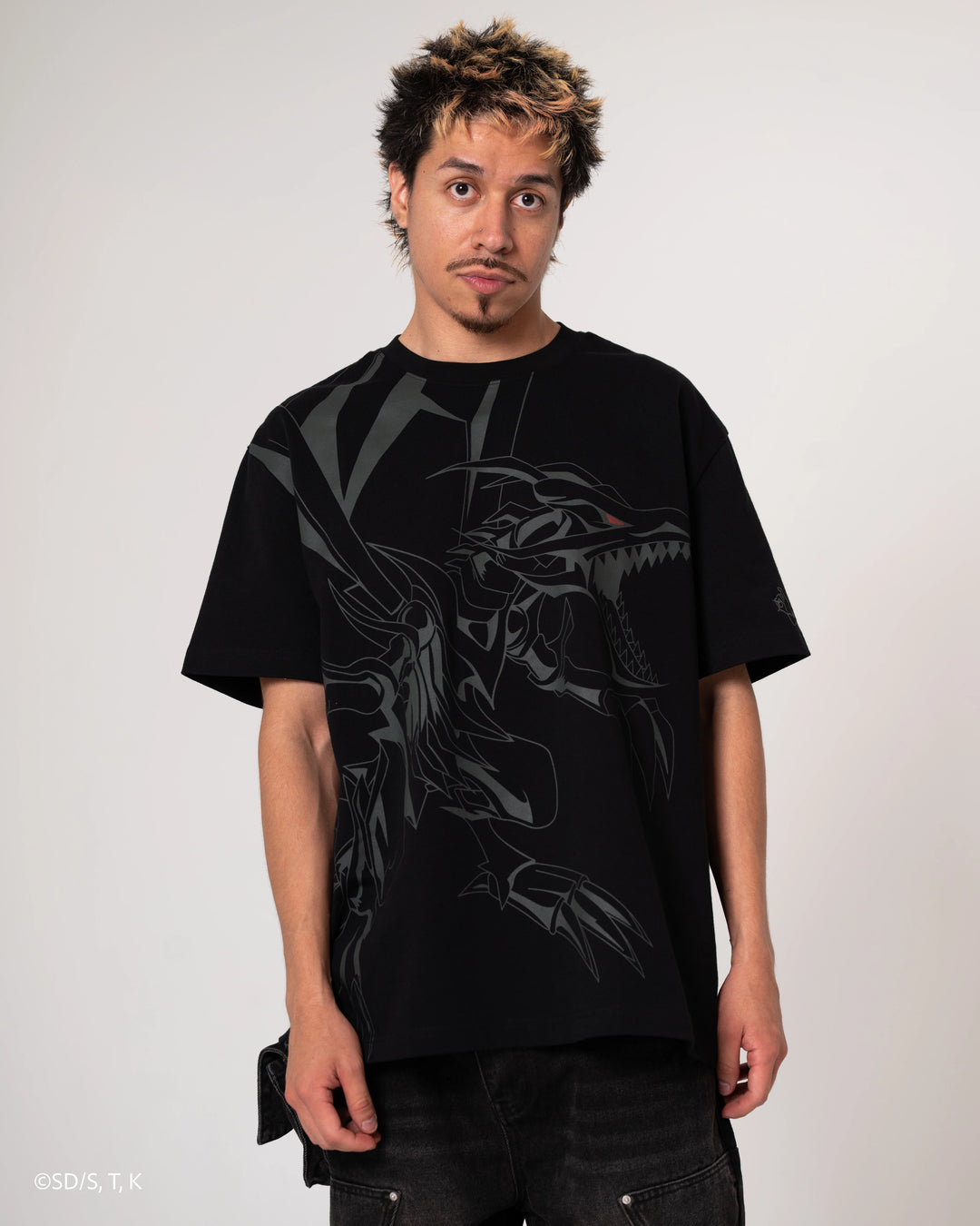 Red-Eyes Front Print Tee [EARLY ACCESS]