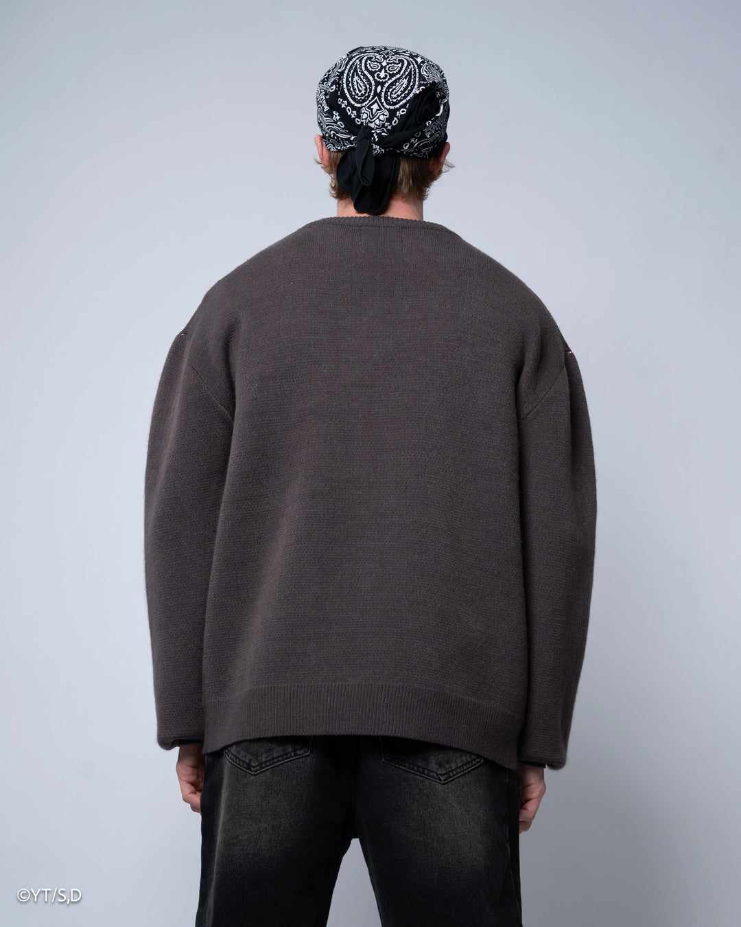 Okarun Sweater