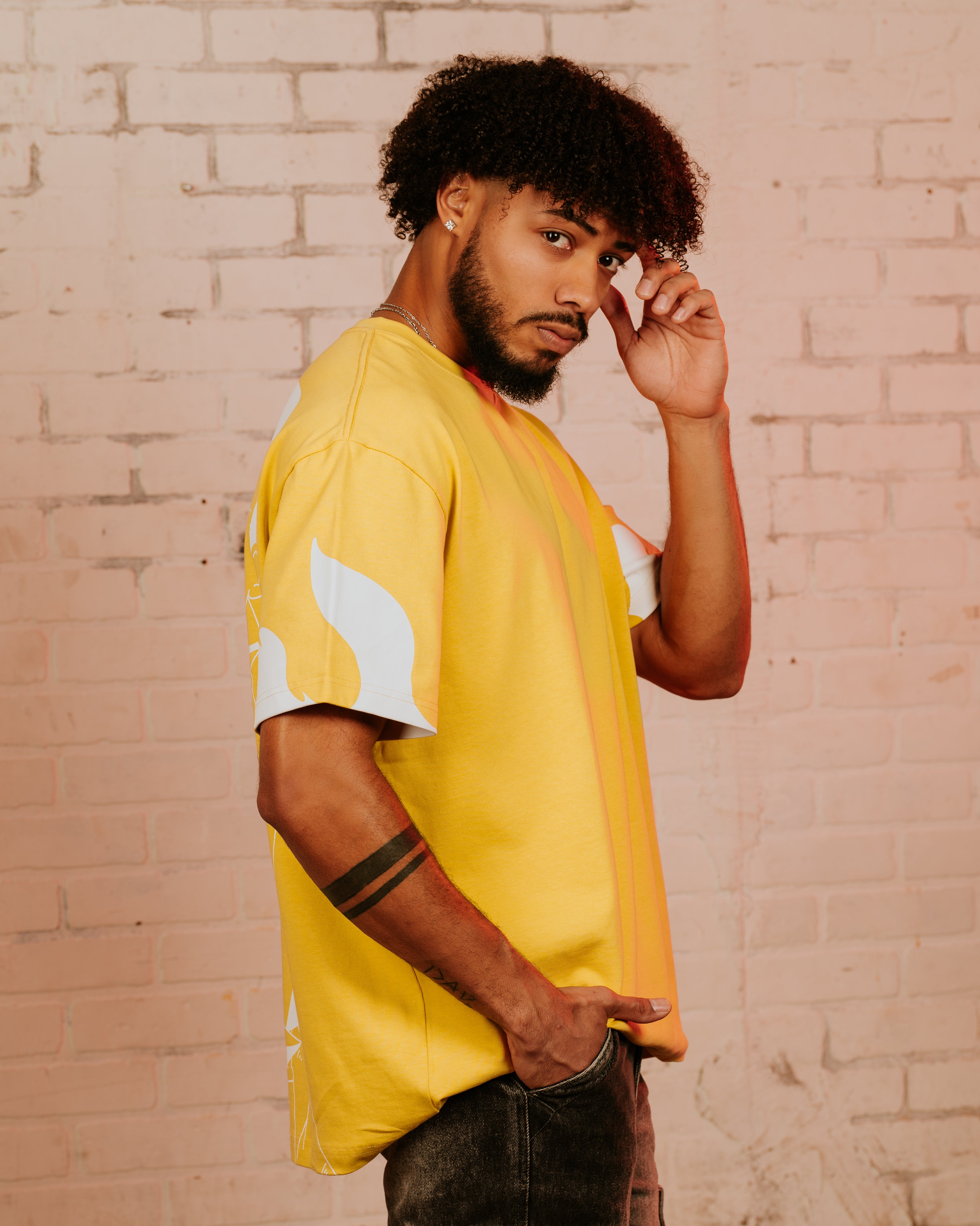 Ling Yao Tee – Steady Hands