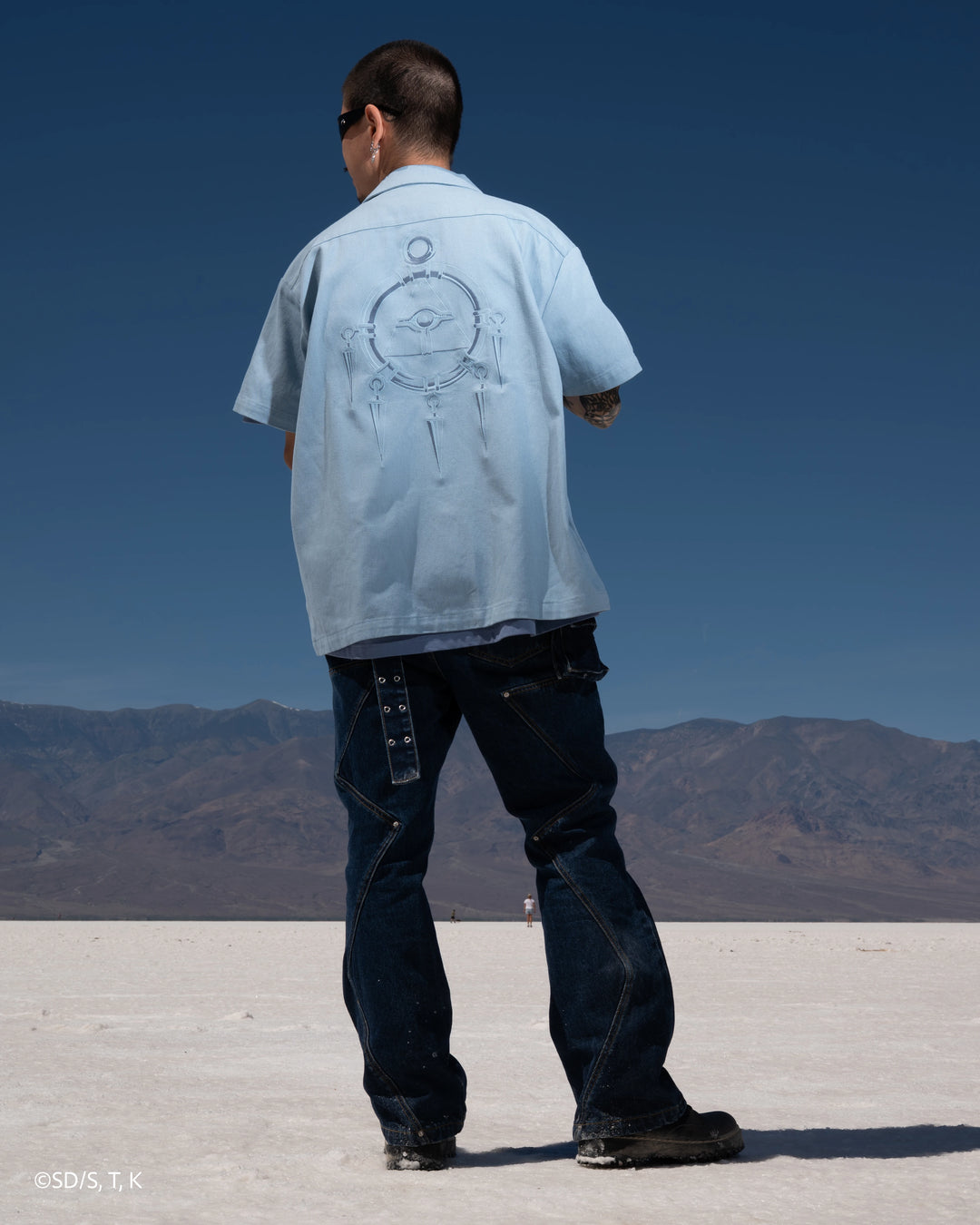 Bakura Button Up