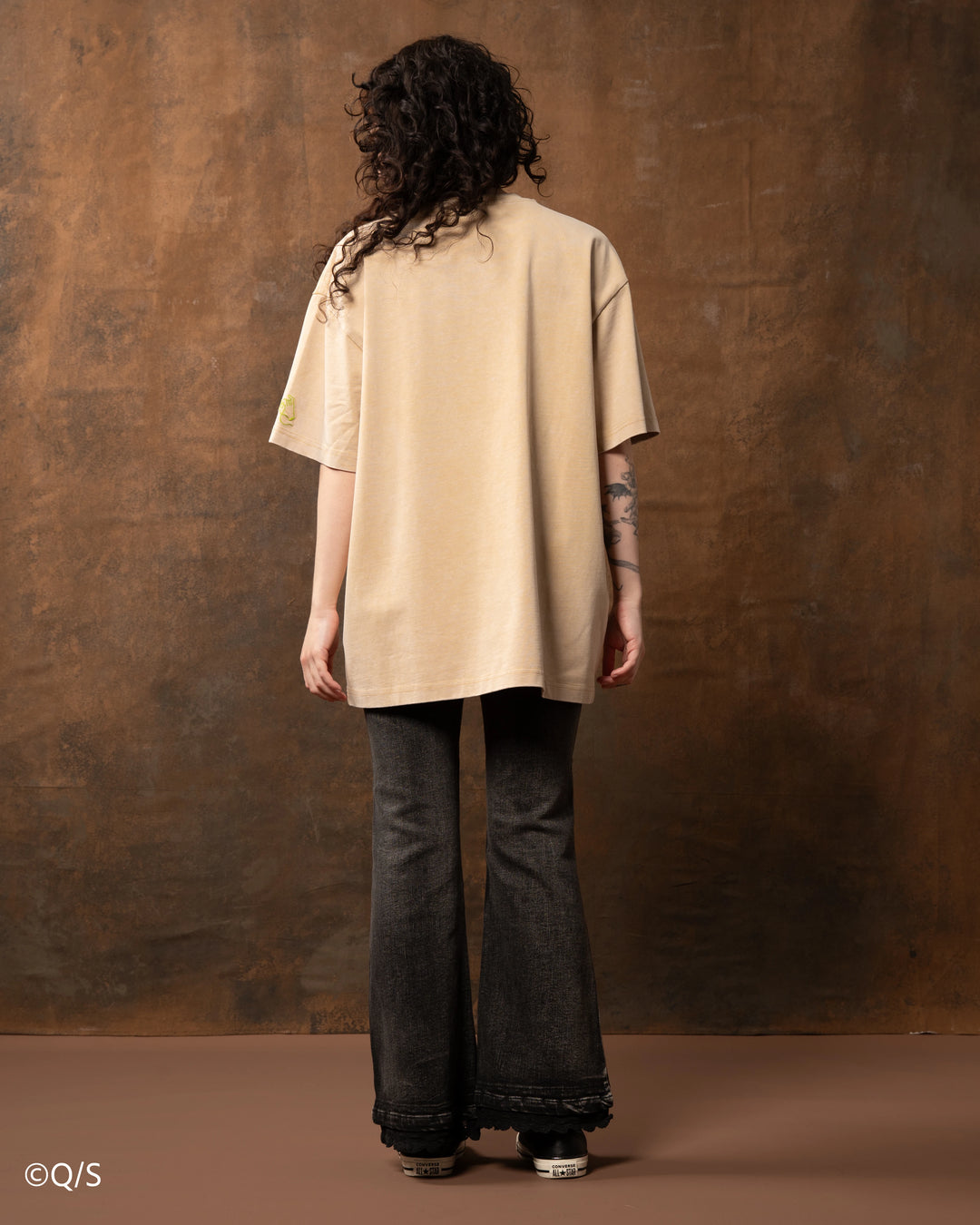 Caiman Front Print Tee