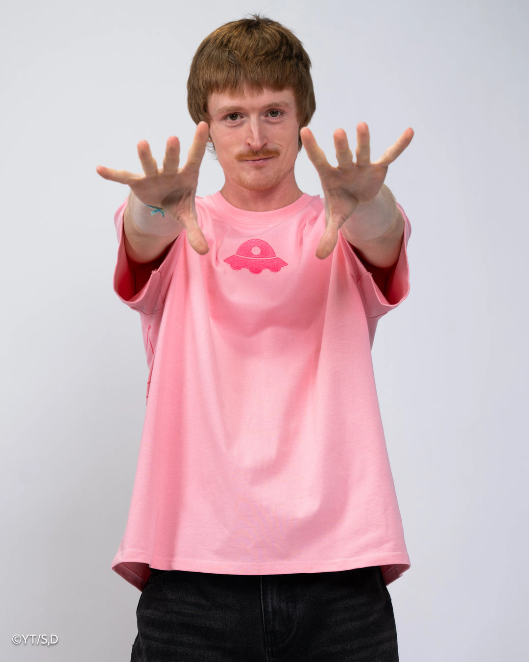 Momo Tee [EARLY ACCESS]