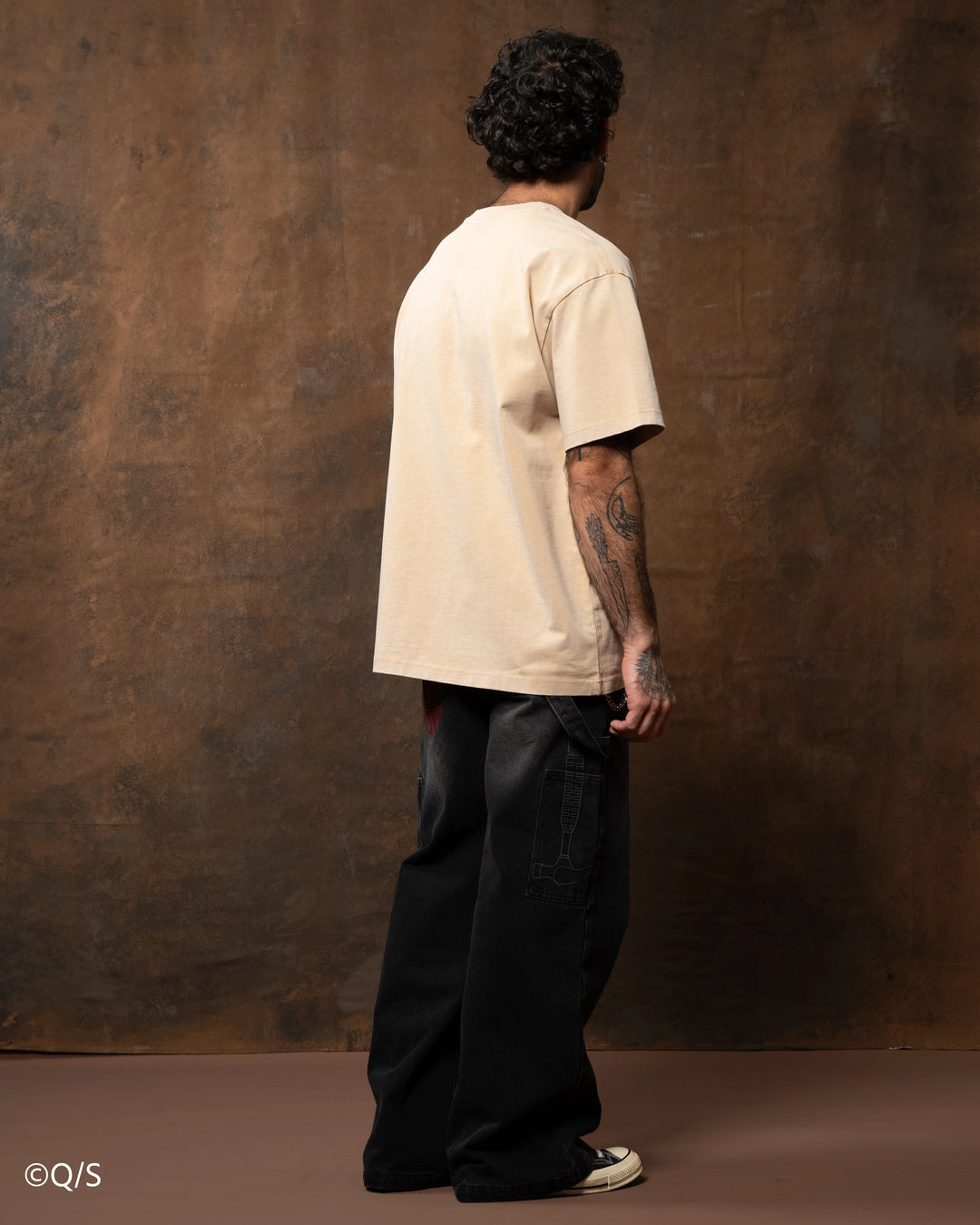 Caiman Front Print Tee