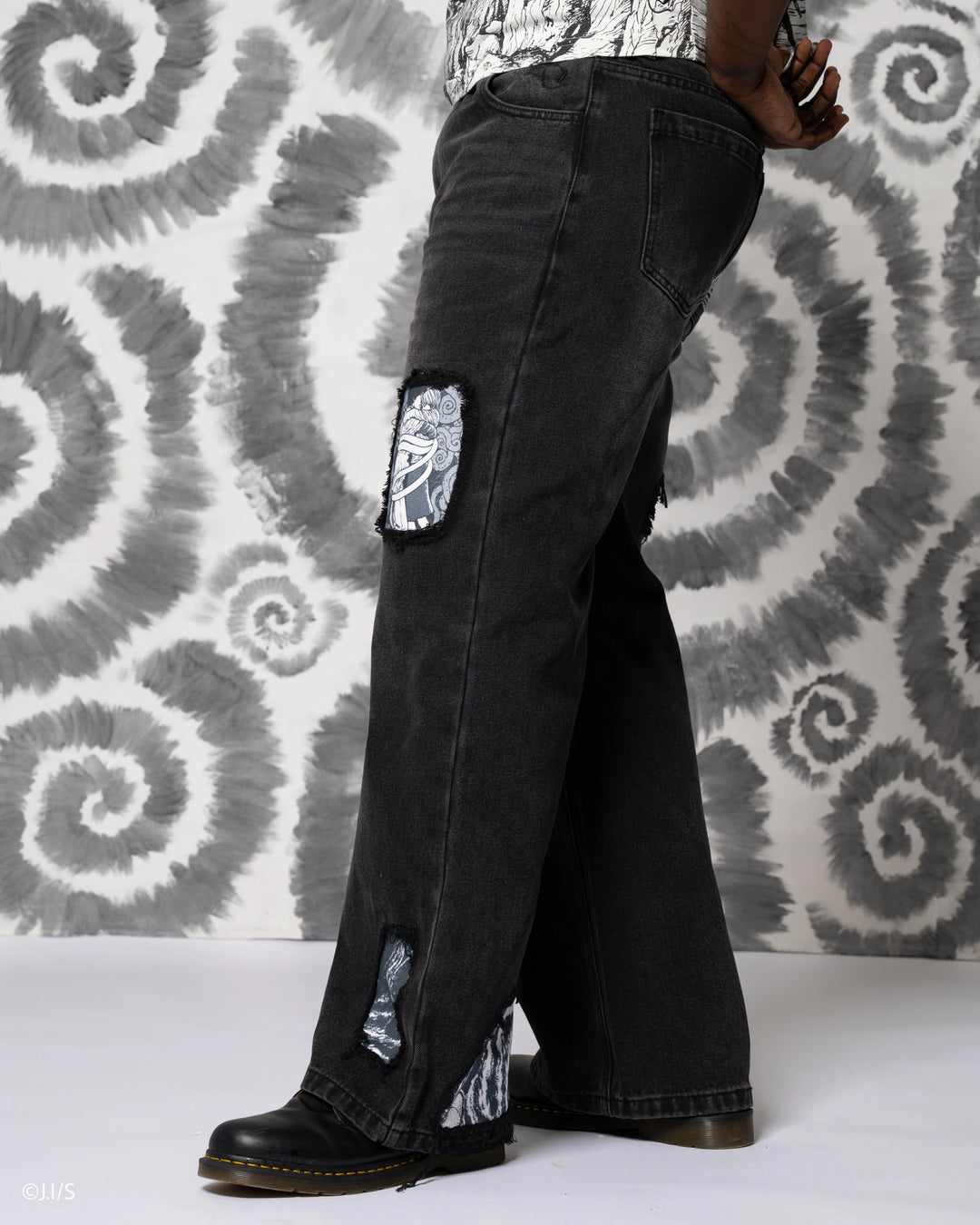 Uzumaki Jeans