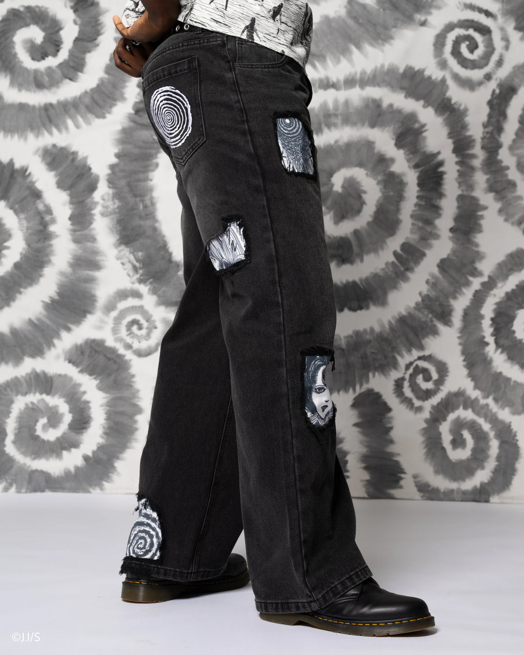 Uzumaki Jeans
