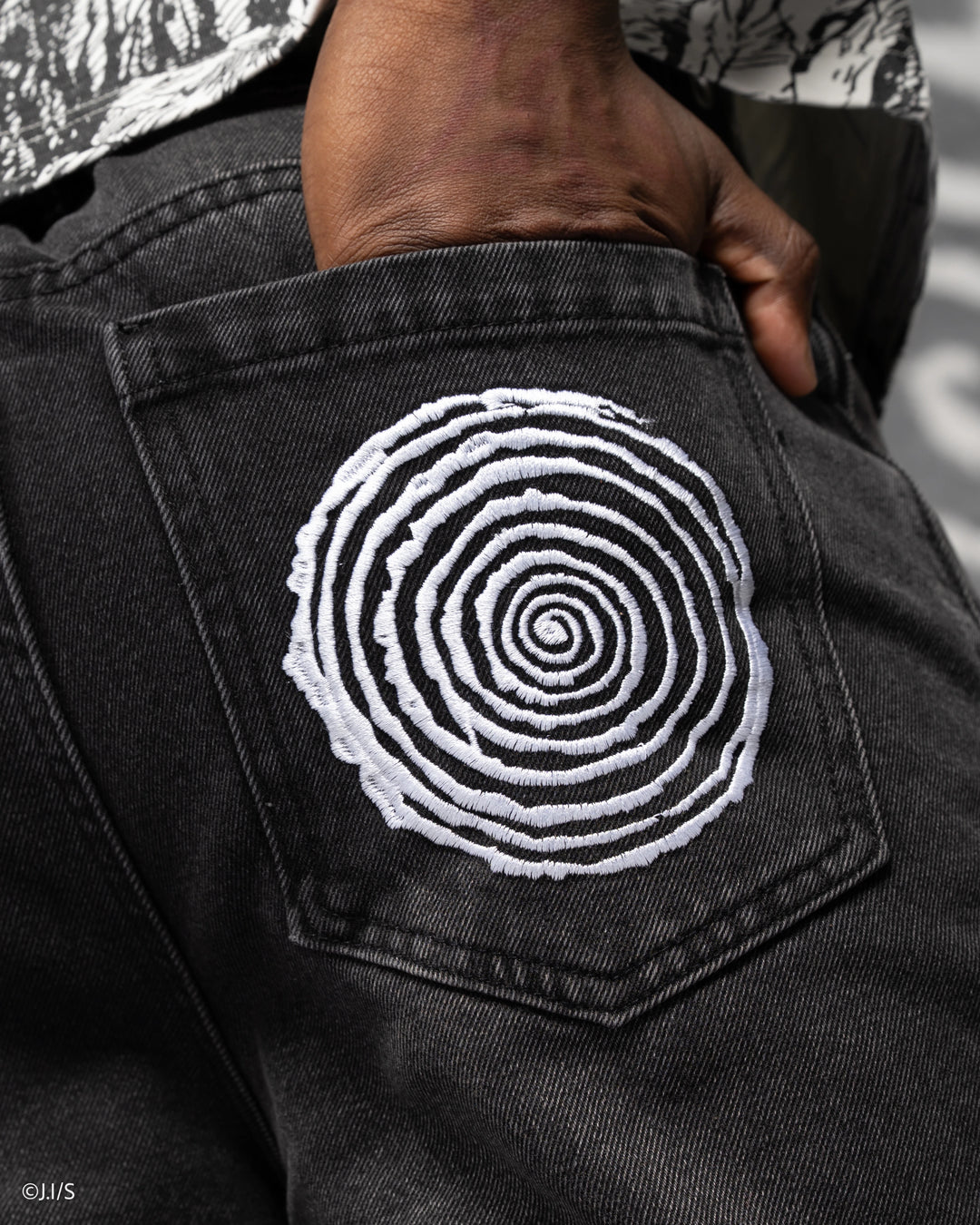 Uzumaki Jeans