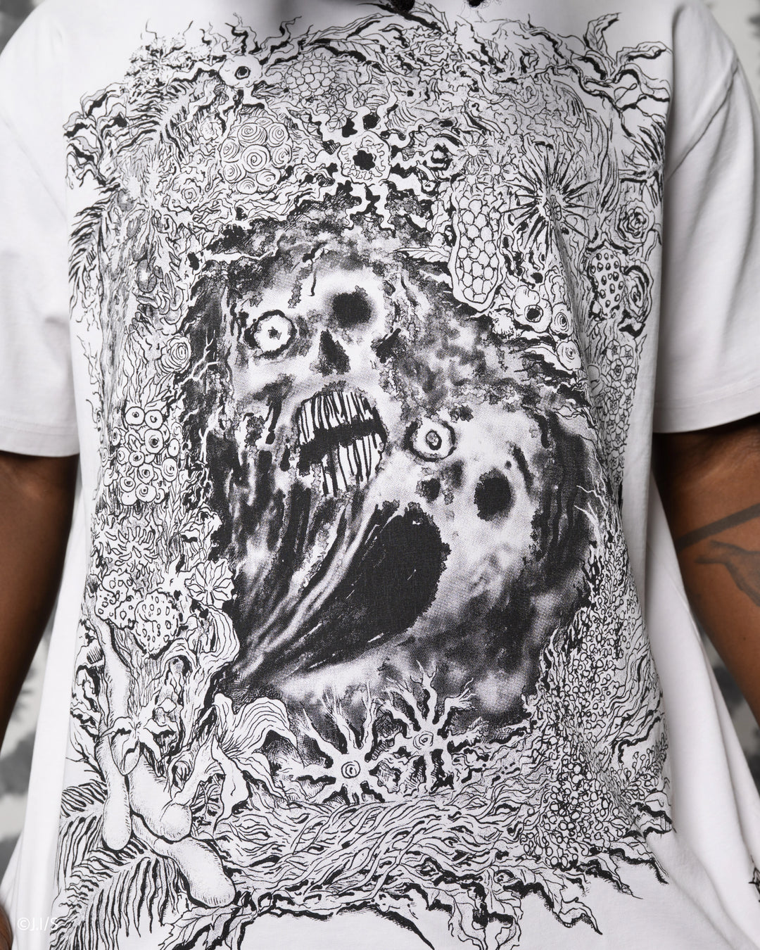 No Longer Human Tee