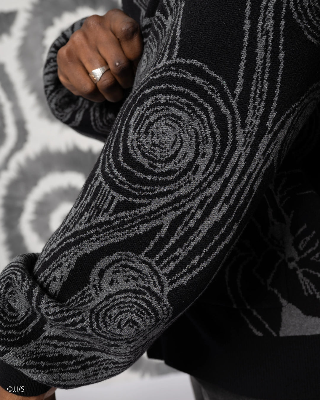 Uzumaki Medusa Cardigan