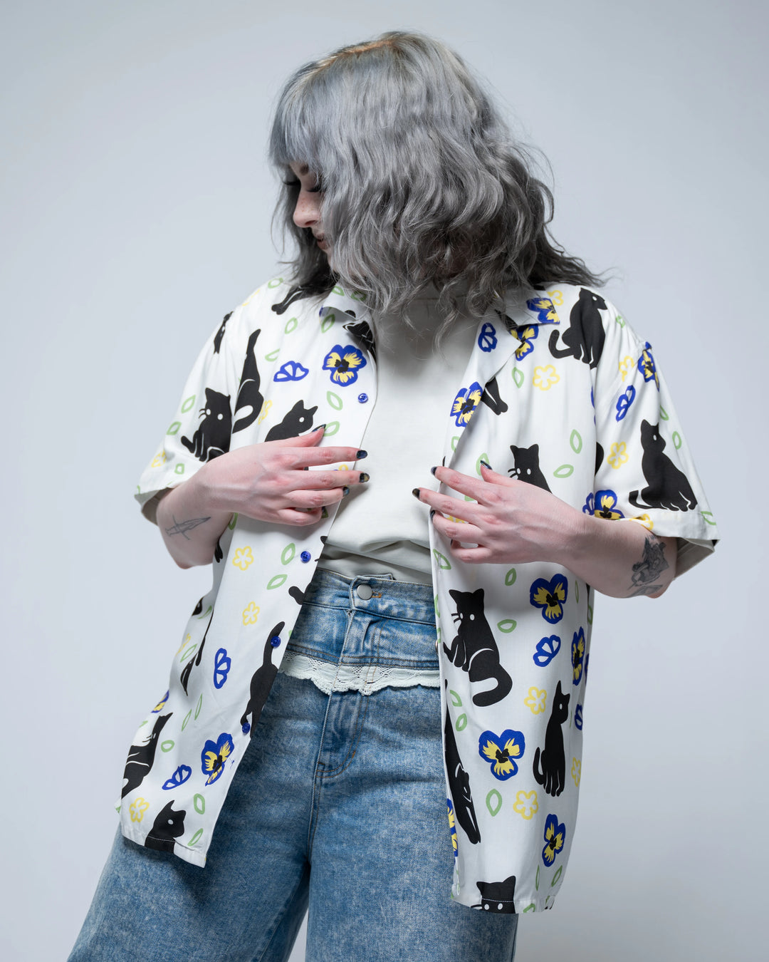 Meowin' Around Button Up