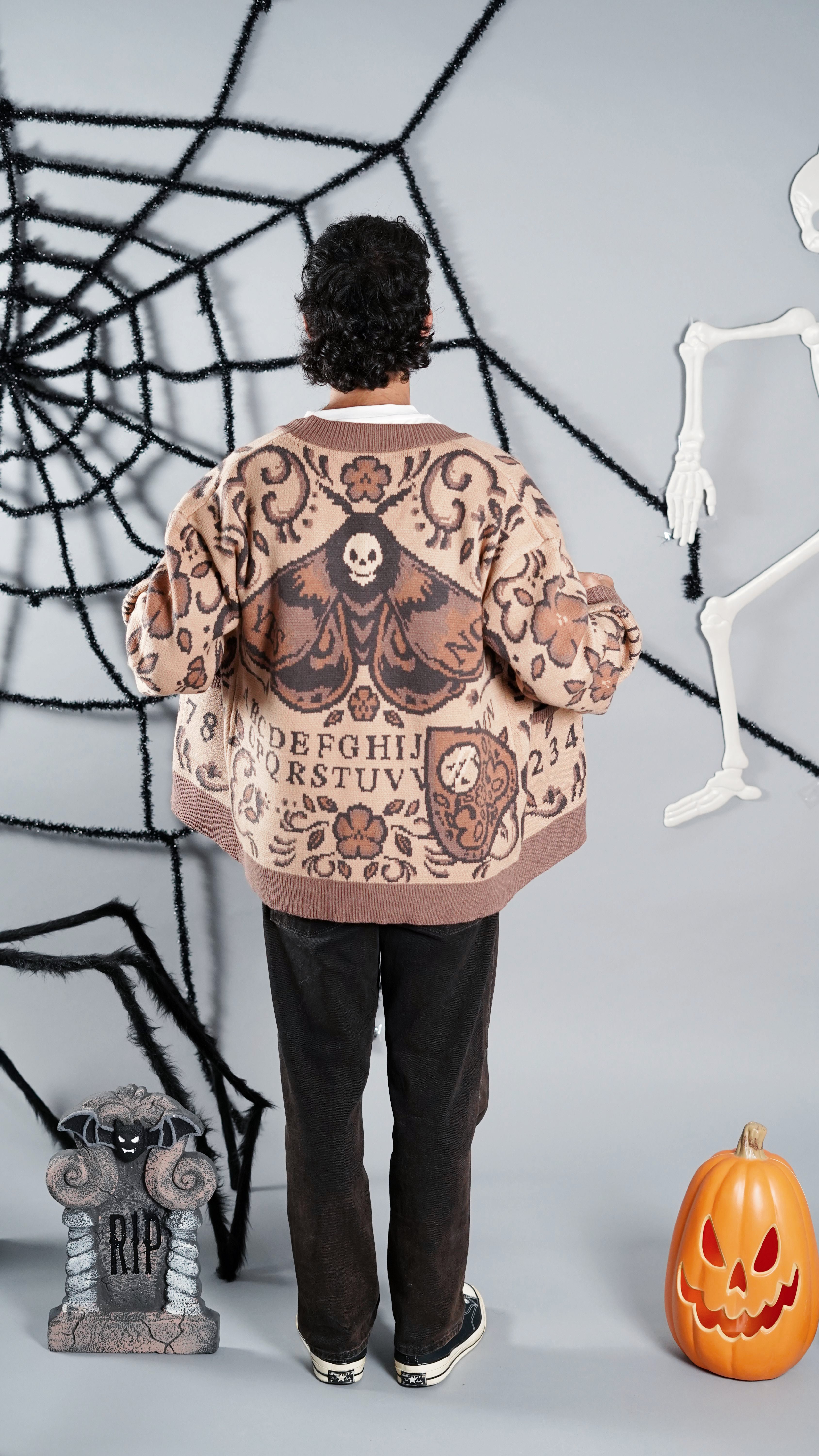 Ouija Cardigan – Steady Hands