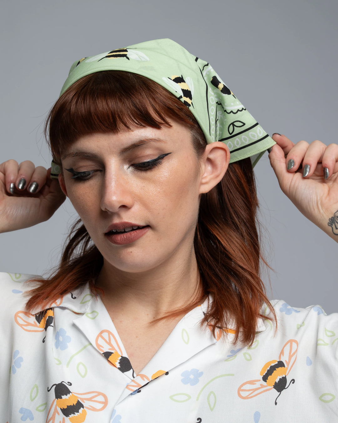 Buzzin' Around Bandana
