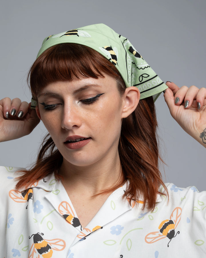 Buzzin' Around Bandana