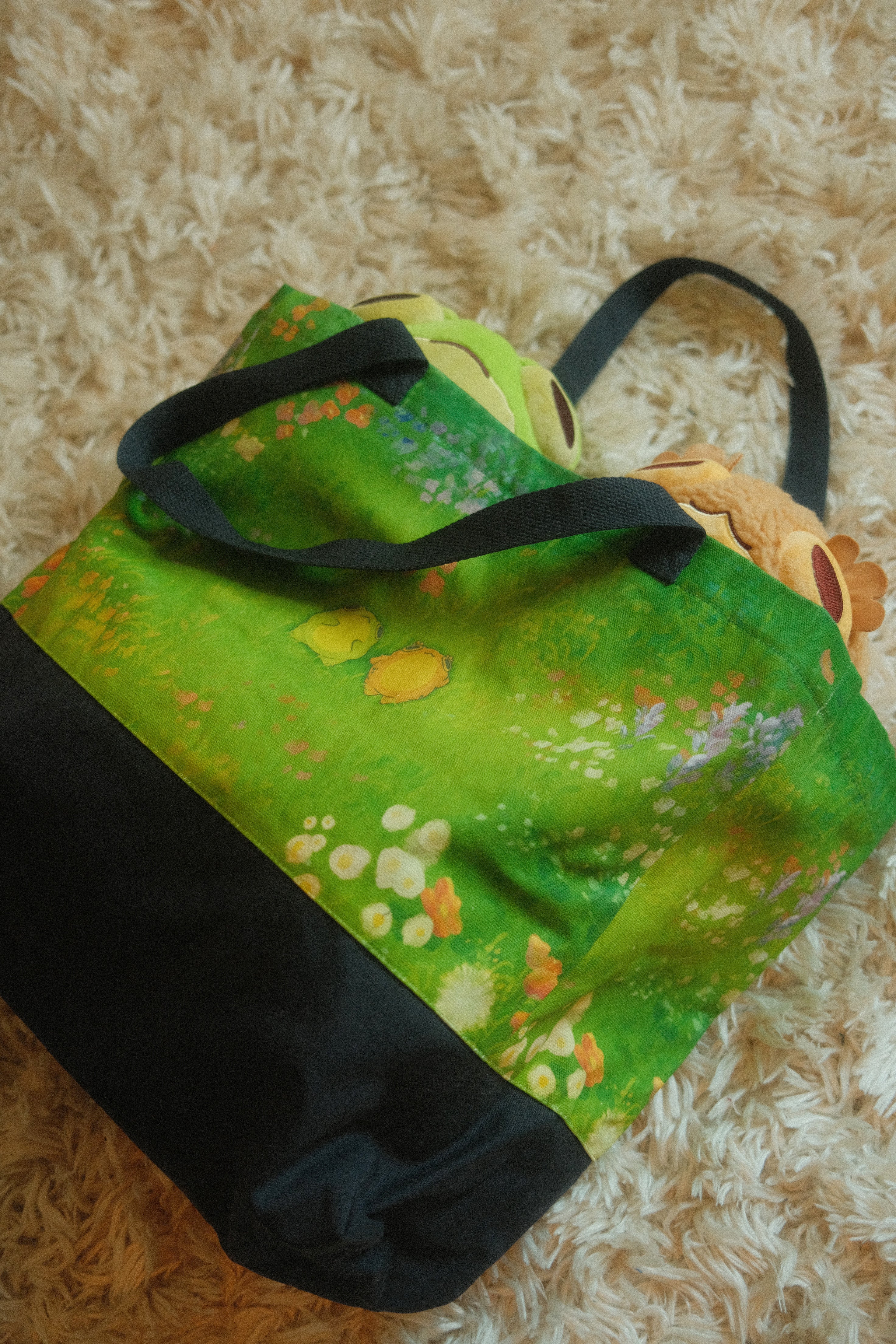 Frog Meadow Tote – Steady Hands